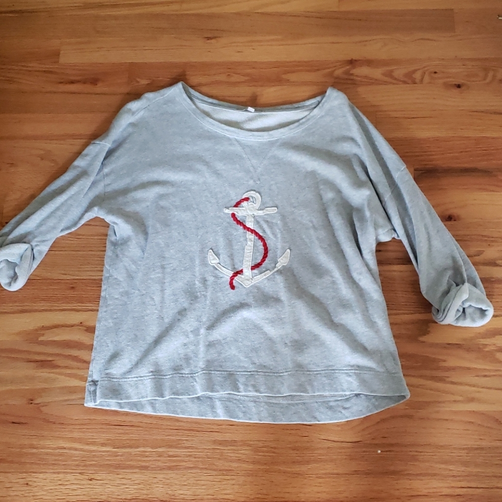 A top perfect for a cold fall or winter day.